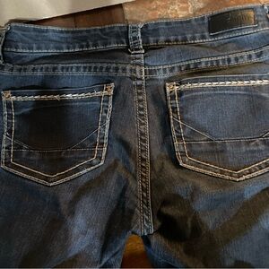 Daytrip Buckle womens Scorpio Skinny low rise slim fit dark wash jeans  29L